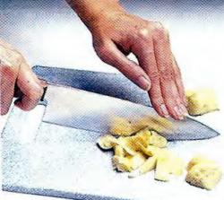 Как порубить сердцевины артишоков